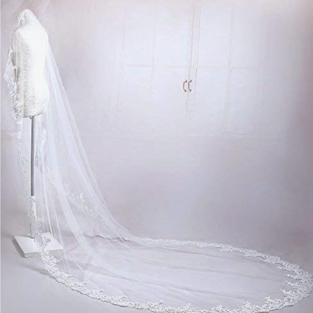 Ivory Lace Cathedral Mantilla Veil
